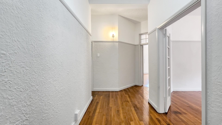 To Let 2 Bedroom Property for Rent in Sea Point Western Cape